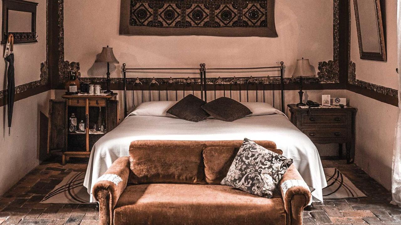 Hacienda Sepulveda Hotel & Spa (Adults Only) ลากอส เด โมเรโน ภายนอก รูปภาพ