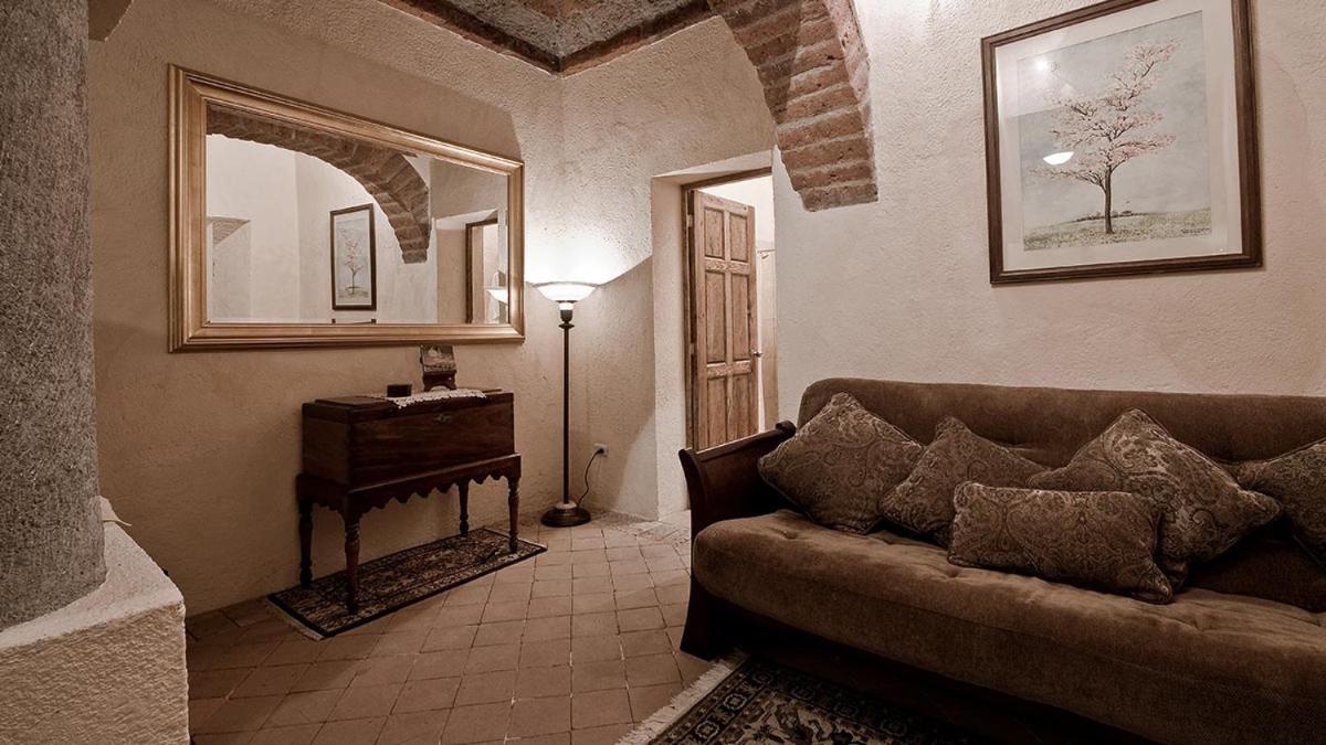 Hacienda Sepulveda Hotel & Spa (Adults Only) ลากอส เด โมเรโน ภายนอก รูปภาพ